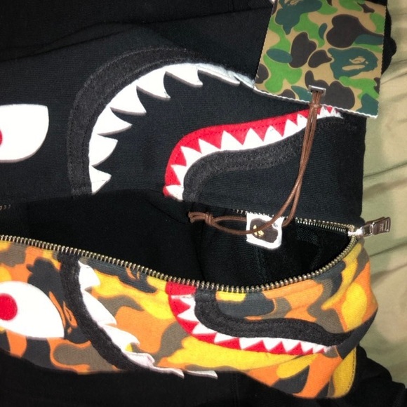 Ds Bape x Xo Shark Zip Up SOLD - Picture 2 of 8